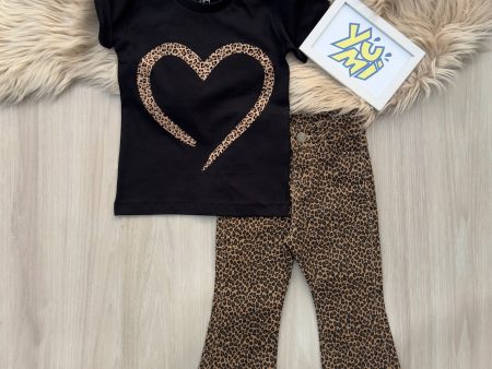 YuMi Girls’ Leopard Print Bell Bottom and Heart T-Shirt Set For Discount